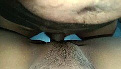 Desi hot wife cumshot closeup shoot in missionary position.