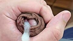 usa twink shows off his grosso penis at home