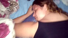 comendo a buceta da ninfeta e n�o aguentei e meti no cu tamb�m