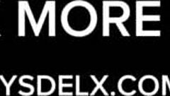 Latina Has Orgasm From Anal Fucking On Webcam