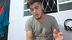 Flakael aceita fazer porn� gay vai ser um neg�o ou um branquinho