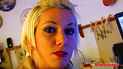 spanish slut gets outdoor anal