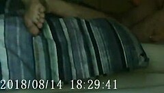 金发AMWF妓女炫耀巨大奶子