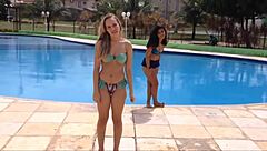 Best friends challenge in pool bff - yoga challengs water - desafio da piscina 5