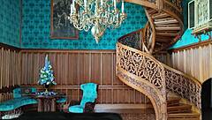 japanese mistress mia gives handjob and strapon demonstration