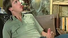 Bo No Bo Frisbee Fun Turns Into Vintage Hardcore!