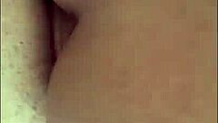 muito gostosa pequena na ilha pediu pra min comer o cuzinho dela gemeu bastante