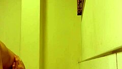 马来西亚华裔美女热辣场景中遭激烈肛爆