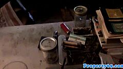 Realtor beauty dickrides to complete the sale