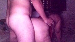 no escurinho ele trepa em cima de mim e me fode gostoso