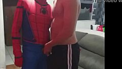 troca troca gay com fantasia de halloween