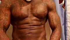 Hallelujah Johnson Worships Big Black Cock for Cash, Feeling the Emotion