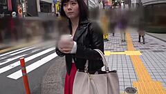 Young babe tries modeling job for first time