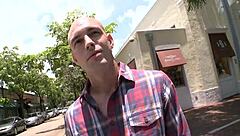 Satisfying Oral-Service With A Homosexual