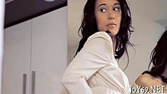 Teen Rubs Pussy And Groans In Solo Masturbation!