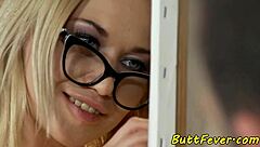 spexy babe enjoys anal doggystyle session