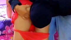 mi joven hijastra estudiante nos ve cogiendo por error y ahora también quiere verga y que la inicie en la sexualidad