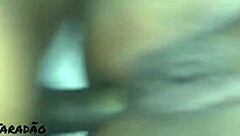 preta sentando no meu pau