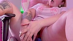 Gamer Girl Stretches Hairy Pussy With Giant Dildo