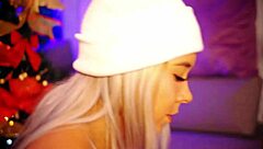 Daily webcam show featuring a chubby Colombian babe's deepthroat adventures