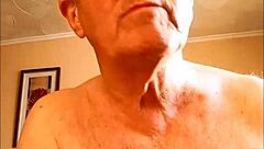 watch me wank onto biscuit staring bengeeman