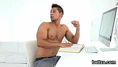 Does this slim teen spread for anal poking?