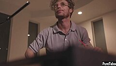 Teens Explore Virtual Group Sex