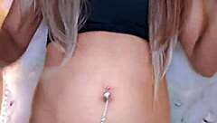 Hermosa Travesti Stroking Cock In Crossdressing Transsexual Scene!