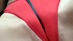 estaba jugando con una cinta y ups, panties off, pussy masturbation!