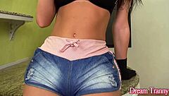 i’m obsessed watching trans beauty graziela cinturinha toy with her cock and dildo