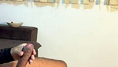 dotado com 24cm socando uma at� gozar duas vezes em dois �ngulos