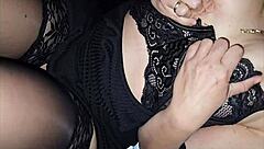 Picked up club girl to show charms in car