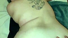 Rubia se la traga toda y se viene a chorros