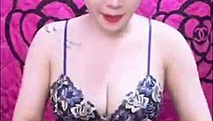 hey, wanna watch this hot vietnamese girl live stream now?