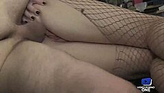 Mya Lorenn 在狂野三人行中被猛烈操