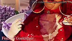 Discover the trick involving costumes and cosplay in this game