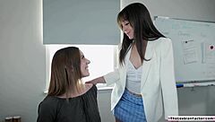 Lesbian Babe Tribs With Her Secretary In Hairless Cunilingus And Kissing