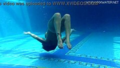 Canadian Hottest Milf Heidi Van Horny Pleasures Herself