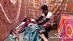 Unsatisfied Bhabhi Sucks Ex Boyfriend's Cock For Desi Pleasure?