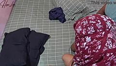 Stepsister helped me cum on her pussy