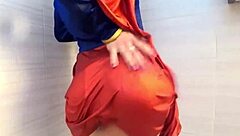 Supergirl Save the Day and Receive a Orgasm