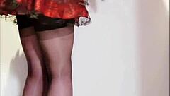 does shemale in corset cum in stockings