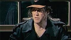 色情明星奥利维亚被文斯在群交场景中猛干