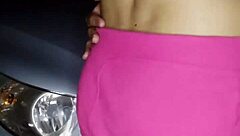 Amanda got horny and gave her pussy in the garage