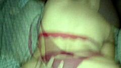 Seduciéndolo con mi lencería roja hermosa y jugosa