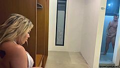 dezii gonzalez surprises me while i'm showering