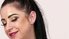 spicy sex kitten in blowbang swallows cum on her face