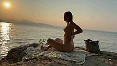 i asked stranger for sunscreen on nudist beach