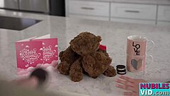 Cum swapping stepsisters Lulu Chu and Molly Little 18+ get wild on Valentines!