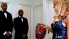 Lucyplay fingers pussy on camera with toys and dirty talk!